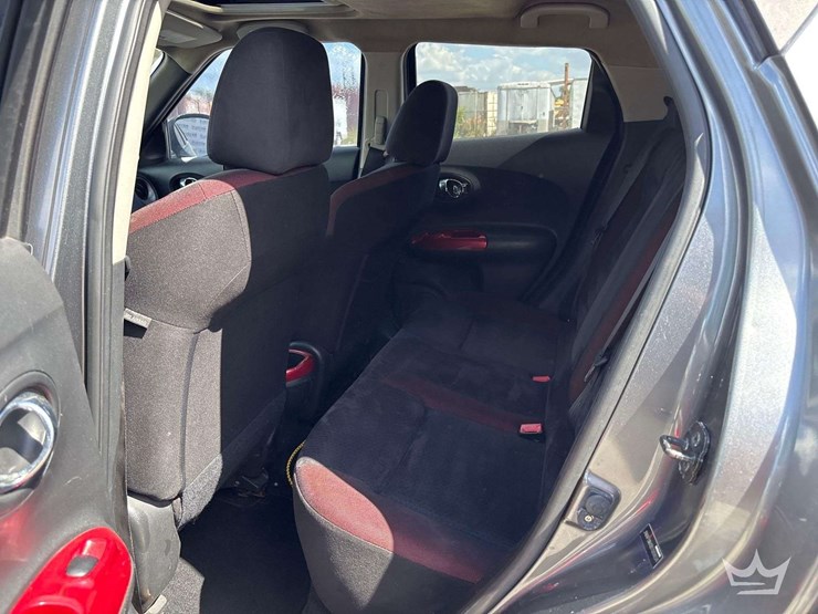 2011-nissan-juke-image-21