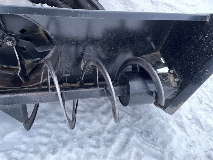 #7557-•-2010x-front-mount-snowblower-image-8