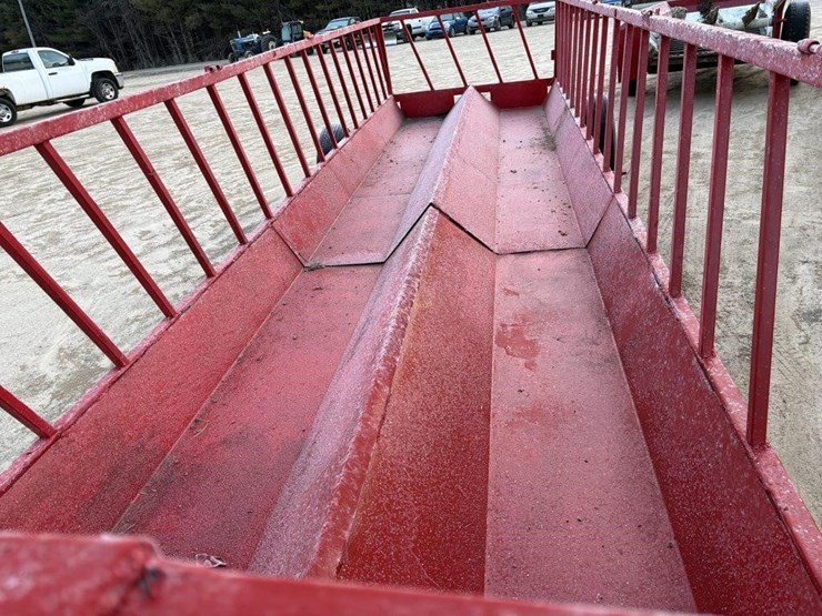 tricycle-front-feeder-wagon-image-3