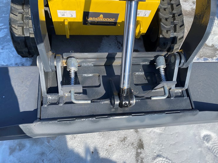 #5319-•-landhonor-mini-skid-steer-loader-image-19