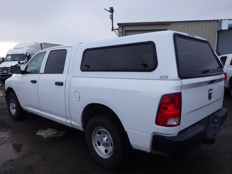 2016-dodge-1500-image-4