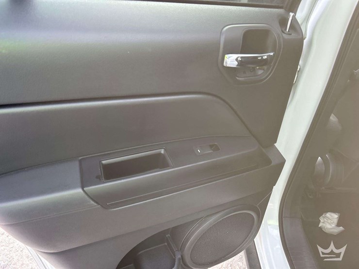 2017-jeep-patriot-image-23