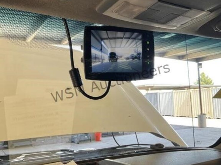 2016-ford-f550-image-23