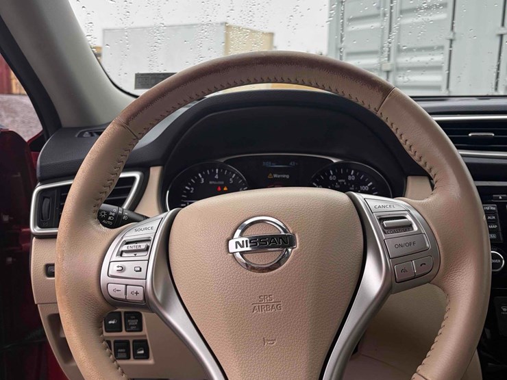 2014-nissan-rogue-sl-image-17