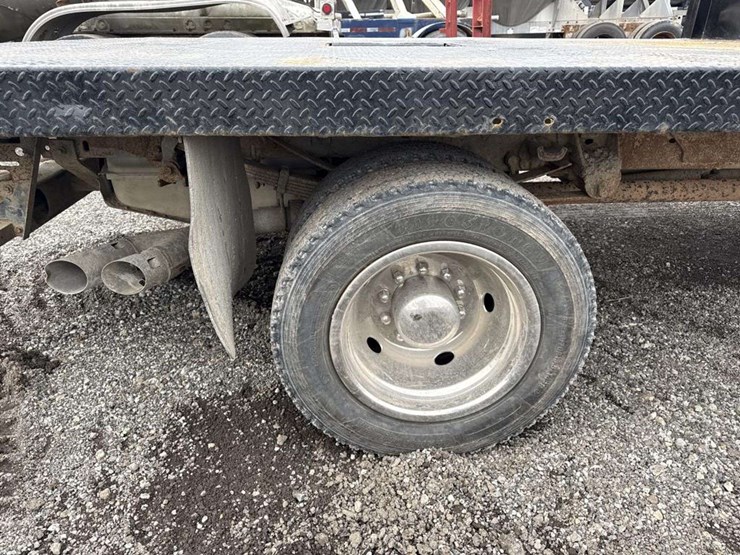 2013-ford-f450-image-16