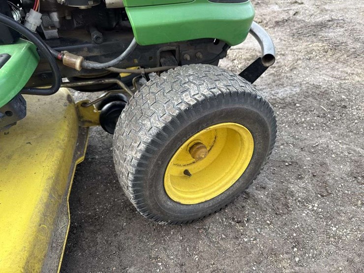 john-deere-190-image-10