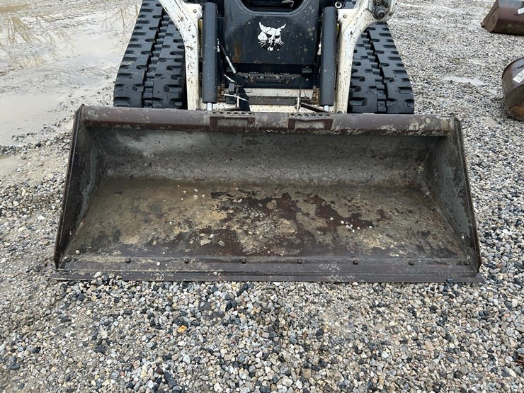 2022-bobcat-t76-image-9