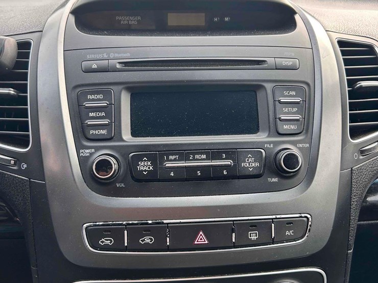 2015-kia-sorento-image-21