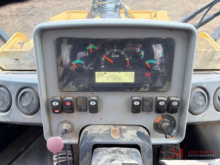 2021-caterpillar-950gc-image-24