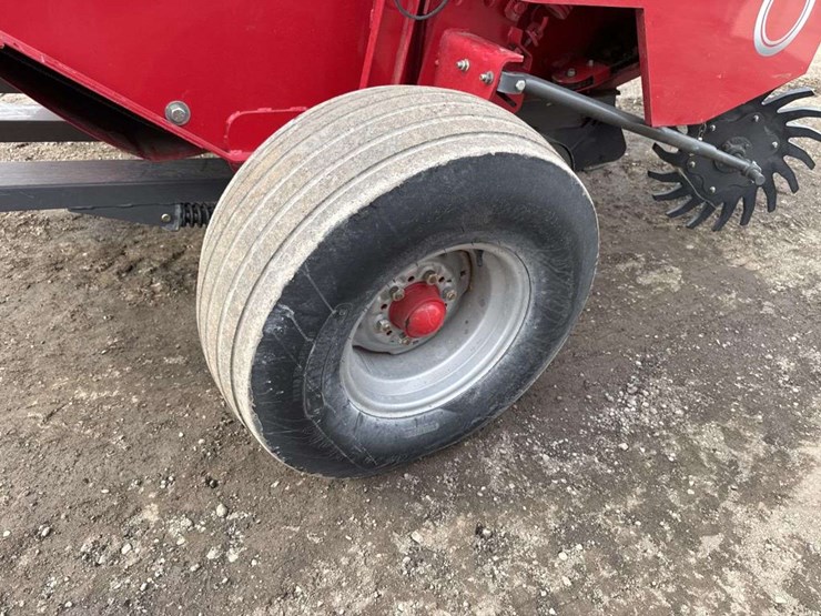 massey-ferguson-1745-image-8