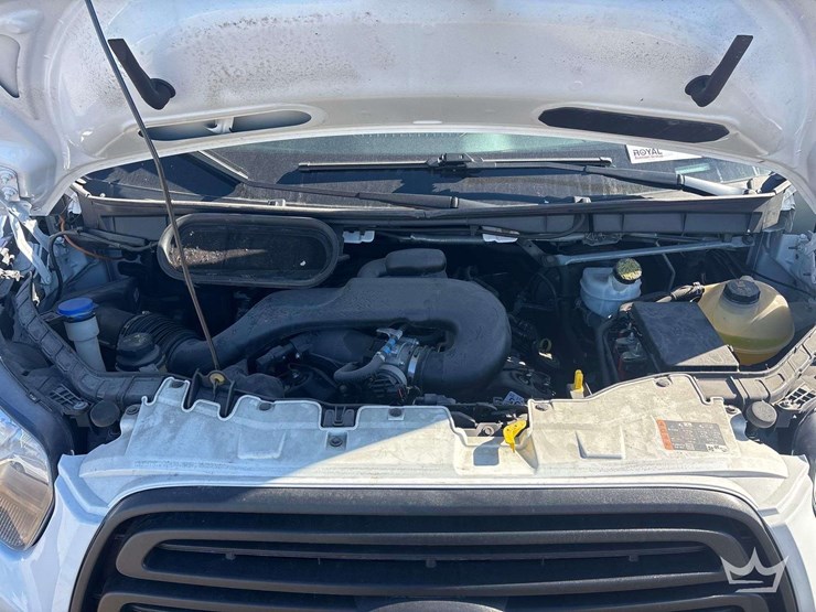 2019-ford-transit-image-14