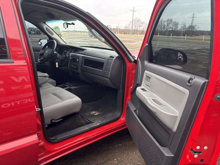 2007-dodge-dakota-image-19