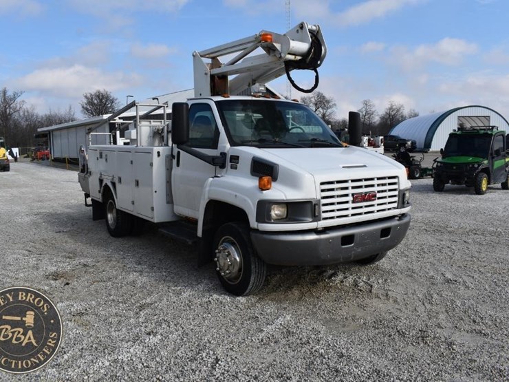 2008-gmc-topkick-c5500-image-15