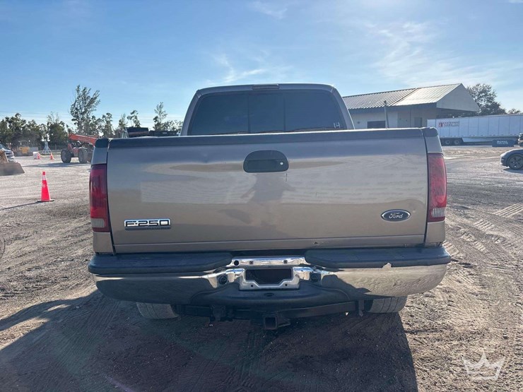 2006-ford-f250-image-11