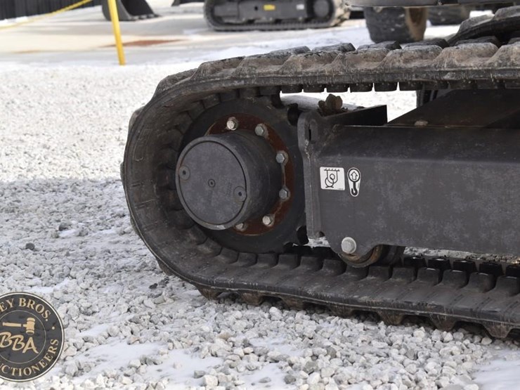 2023-volvo-ecr25-electric-image-30