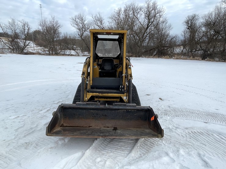 #7564-•-asv-track-loader-with-posi-track-image-2