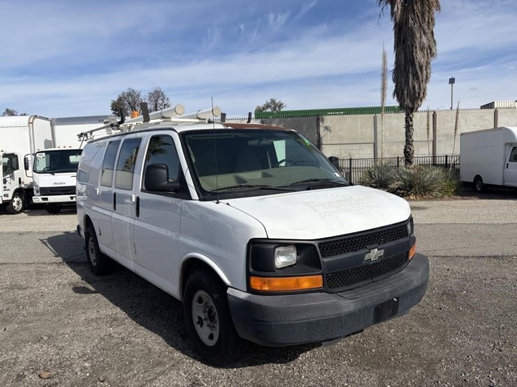 2007-chevrolet-2500-image-2