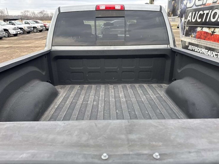 2011-dodge-ram-1500-image-16