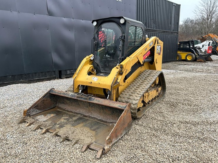 2020-caterpillar-279d3-image-8