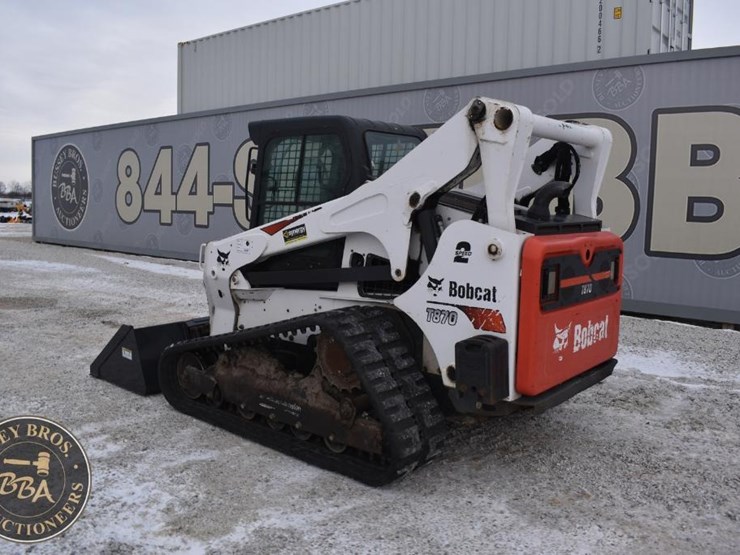 2021-bobcat-t870-image-50