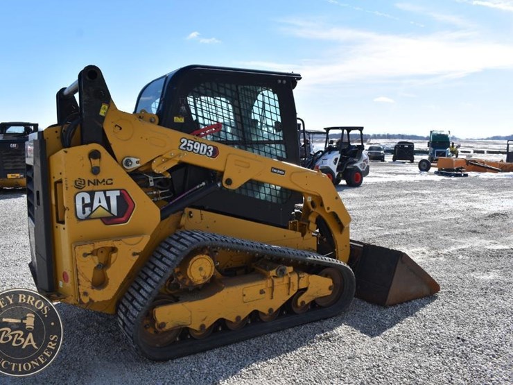 2022-caterpillar-259d3-image-15