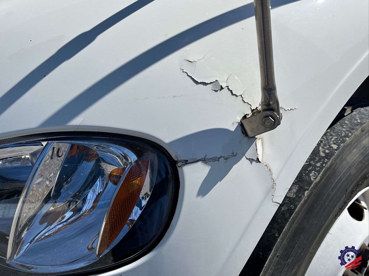 2019-freightliner-m2-s/a-box-truck-image-16