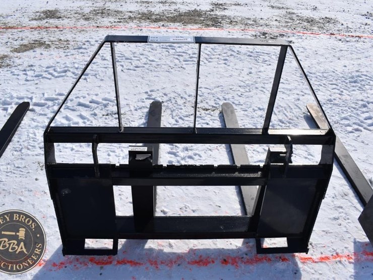 agt-industrial-pallet-fork-attachment-41887-image-2