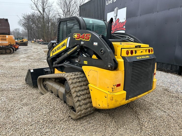 2021-new-holland-c345-image-2