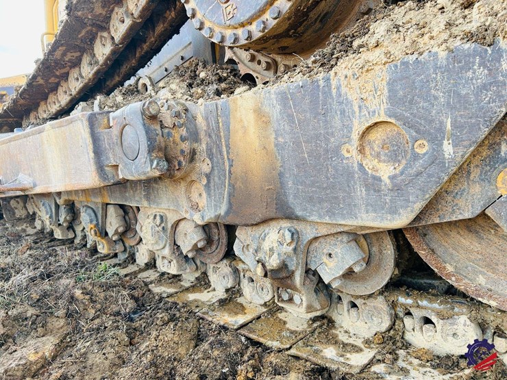 2005-caterpillar-d8t-image-30