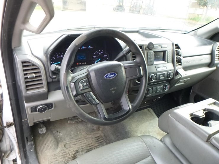 2017-ford-f250-image-8