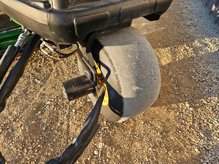 john-deere-6080a-image-13