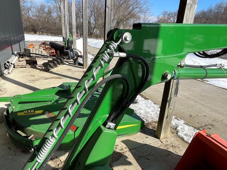 2015-john-deere-5075e-image-21