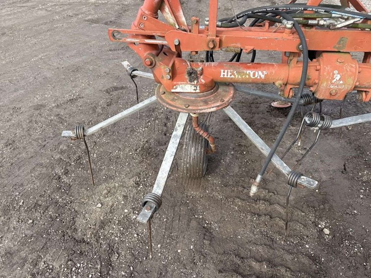 hesston-3717-image-7