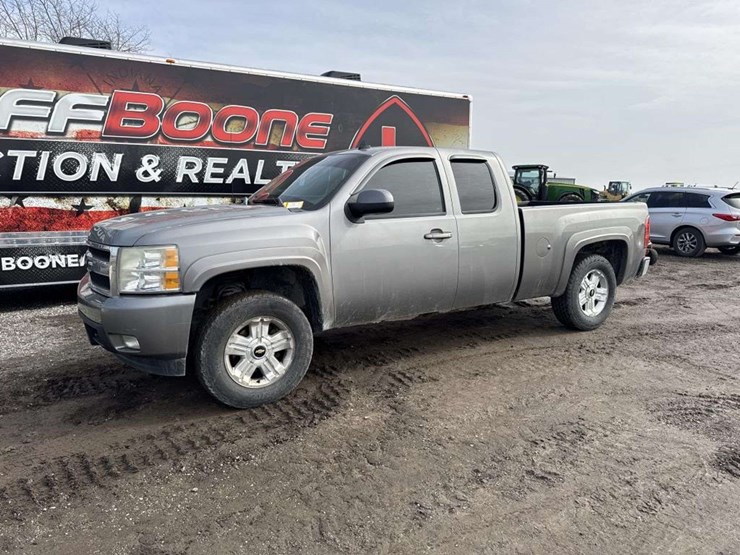 2008-chevrolet-silverado-1500-image-1