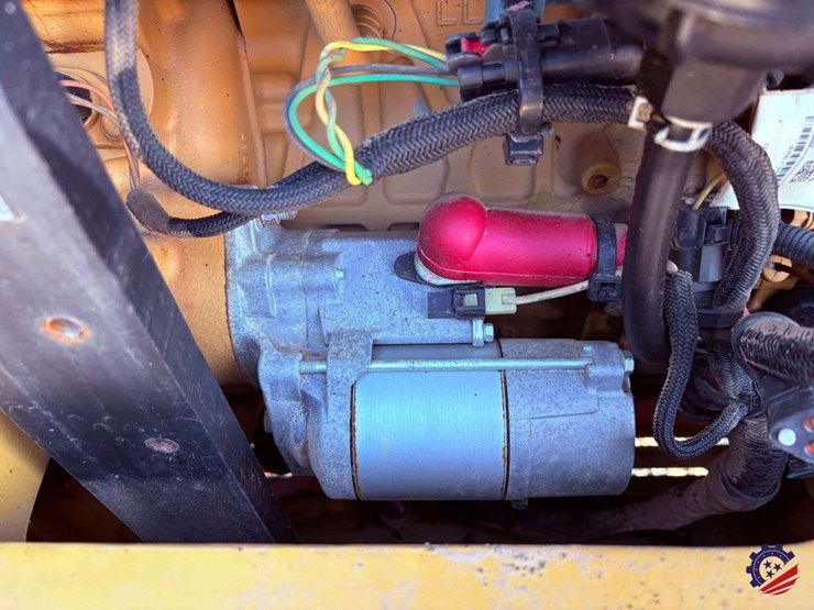 2016-cat-305e2-mini-excavator-image-72