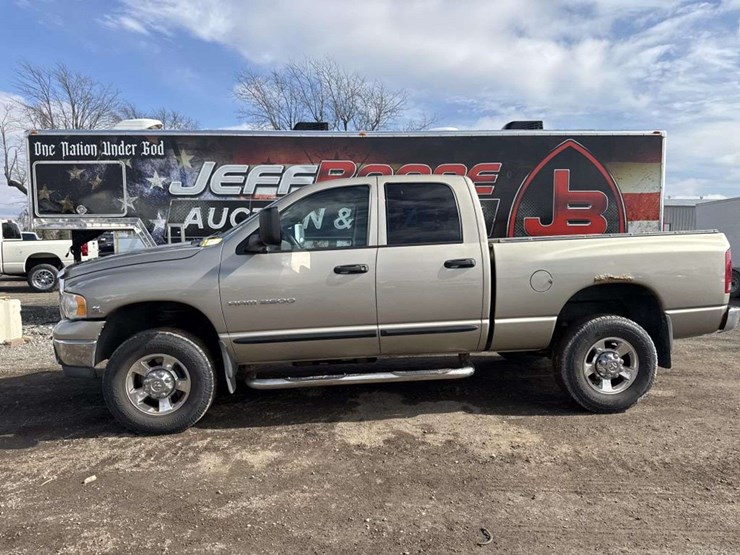 2005-dodge-ram-2500-image-2