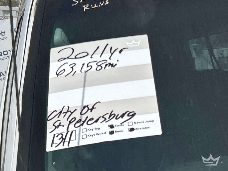 2011-ford-e350-image-25