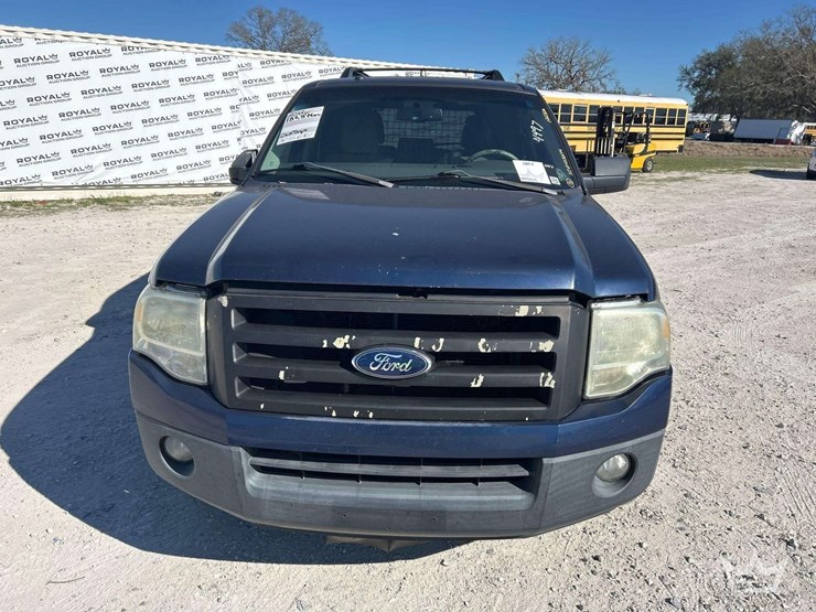 2012-ford-expedition-image-21