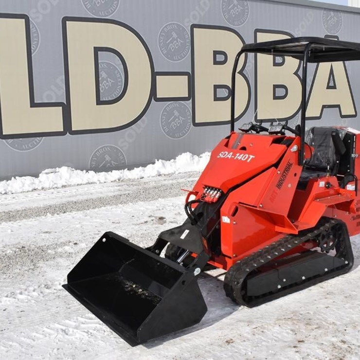 2025 AGT INDUSTRIAL MINI SKID STEER 41821