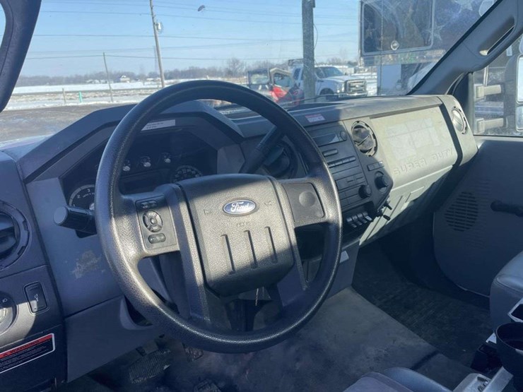 2012-ford-f450-image-13