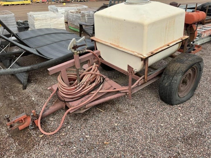 s/a-towable-spray-trailer-image-4