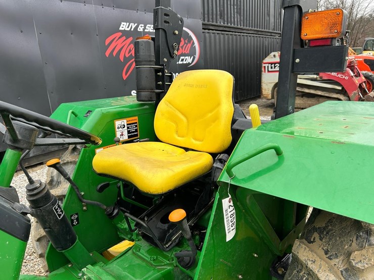 john-deere-5203-image-19
