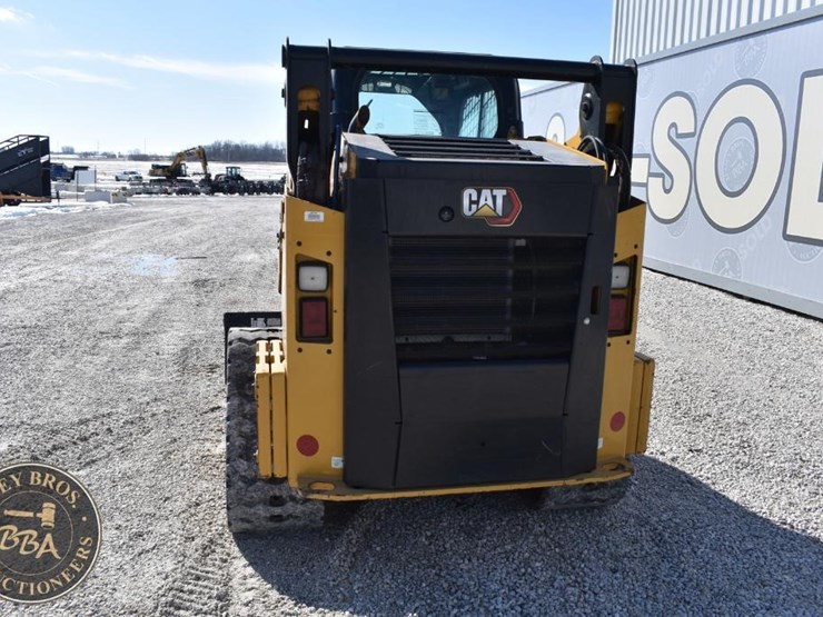 2022-caterpillar-259d3-image-10