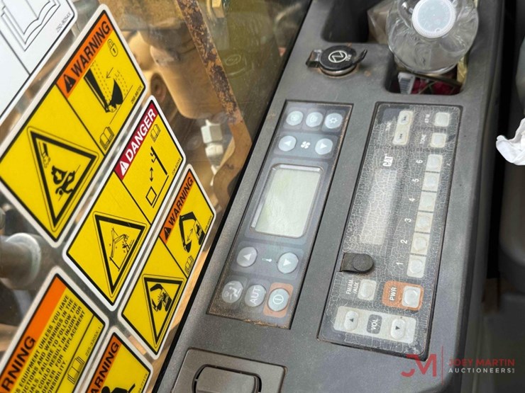 2014-caterpillar-320el-image-28