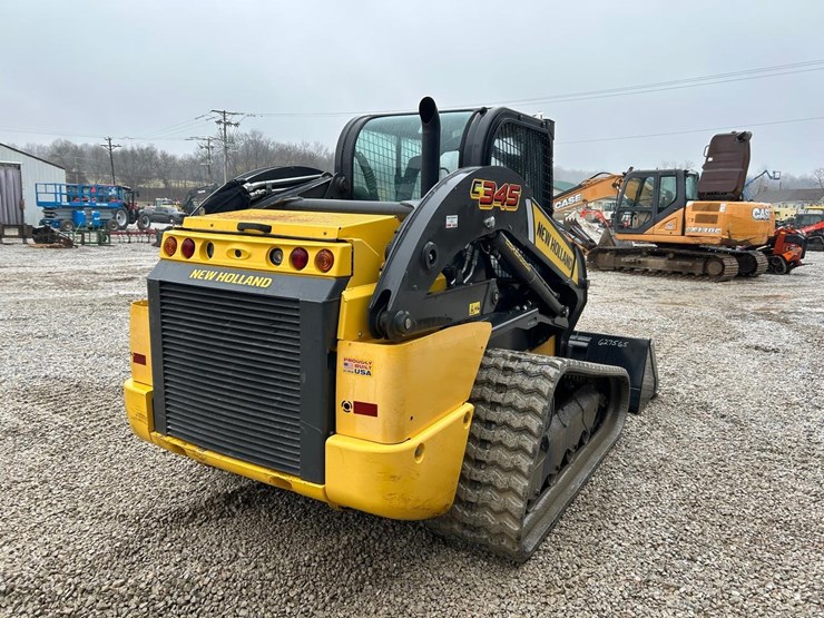 2021-new-holland-c345-image-4