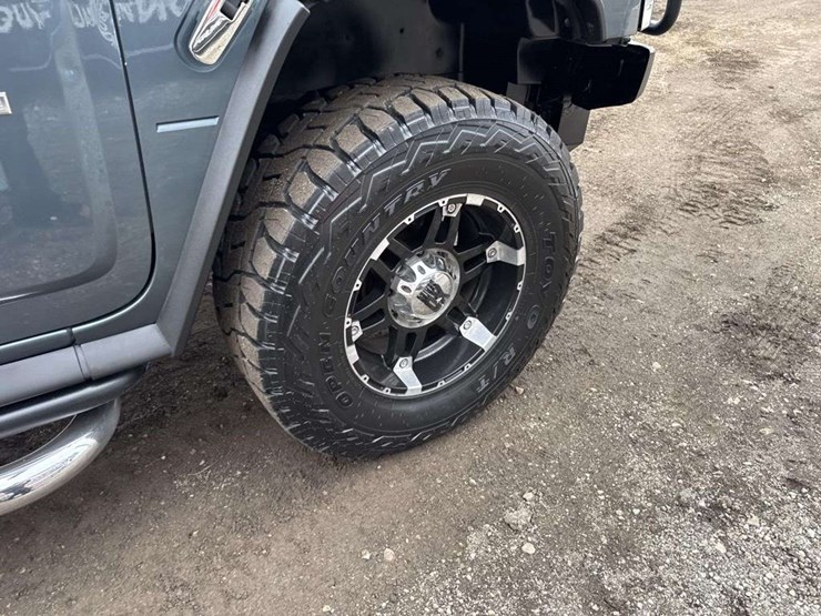 2005-hummer-h2-image-11