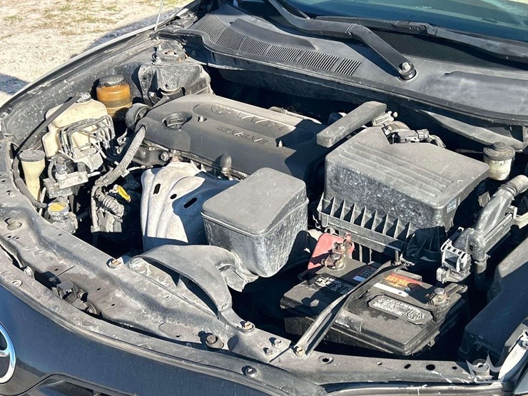 2008-toyota-camry-sedan-image-8