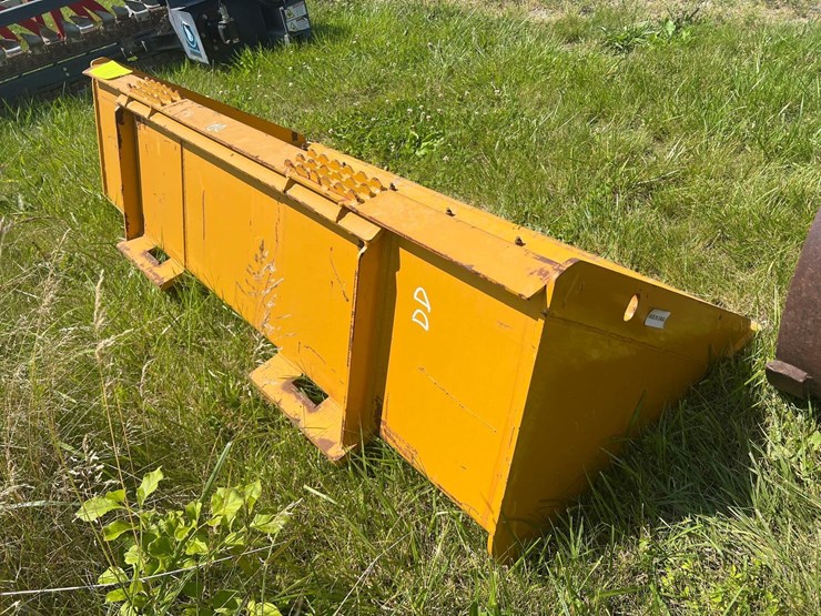 72"-severe-duty-bucket-image-3