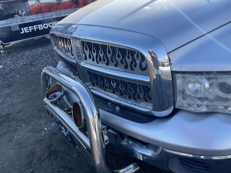 2005-dodge-ram-1500-image-8