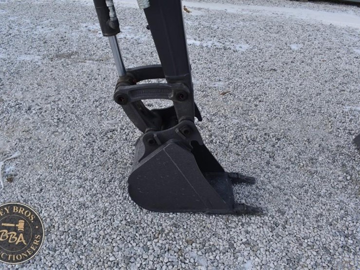 2023-volvo-ecr25-electric-image-18